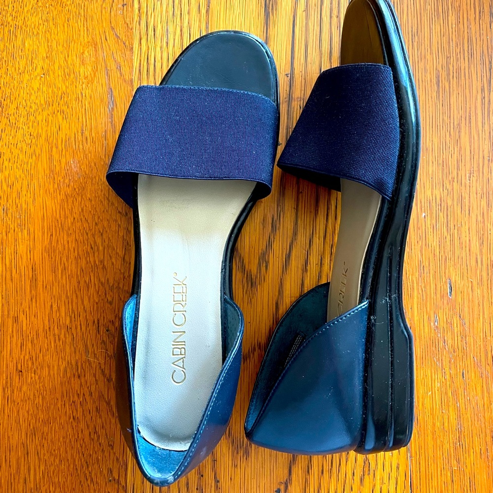 Cabin Creek Navy Blue Strap Sandals Size 8